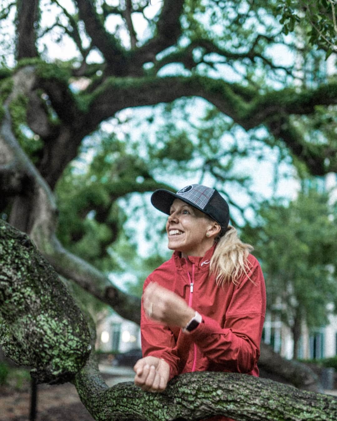 Pernilla Lindbergさんのインスタグラム写真 - (Pernilla LindbergInstagram)「Not sure about anyone else but I’m really appreciating being outside more now than I used to!!! Thanks for the cap @afiregolfco⠀ ⠀ #appreciatewhatyouhave  #freshairtherapy」4月28日 1時34分 - pernillagolf