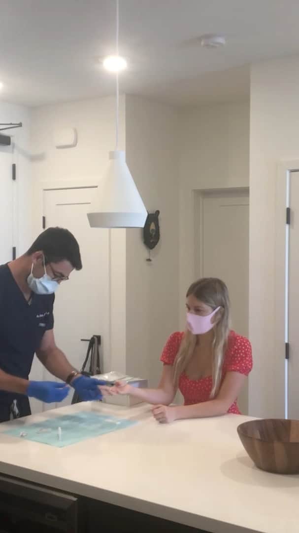 Chrissy Blairのインスタグラム：「@conciergemdla came by to do my Covid-19 antibody test. I have hashimotos (an auto-immune disease) so I have been extra curious if I’ve been exposed already and potentially built up any immunity.」