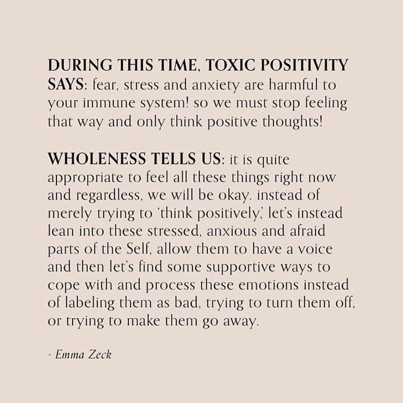 ケイティ・キャシディさんのインスタグラム写真 - (ケイティ・キャシディInstagram)「A different but healthy perspective ✨ Pass this along to a friend who may need to hear it today. #motivationalmonday」4月28日 2時55分 - katiecassidy