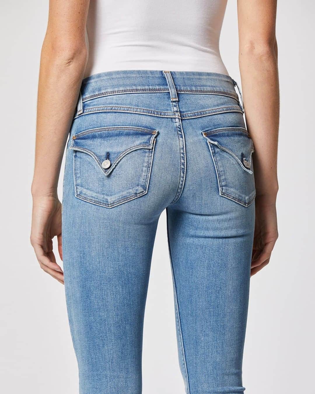 ハドソンのインスタグラム：「Here’s to flap pocket denim, our day ones.」