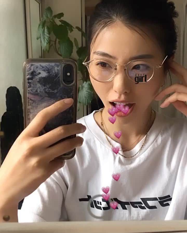 岩崎志保のインスタグラム：「KAWAII @ellegirl_jp 🤮🦄🌈💗🥺」