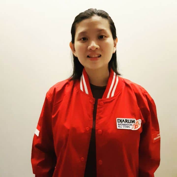 デビー・スサントのインスタグラム：「Selamat ulang tahun ke 51 PB.Djarum @pbdjarumofficial @djarumbadminton」