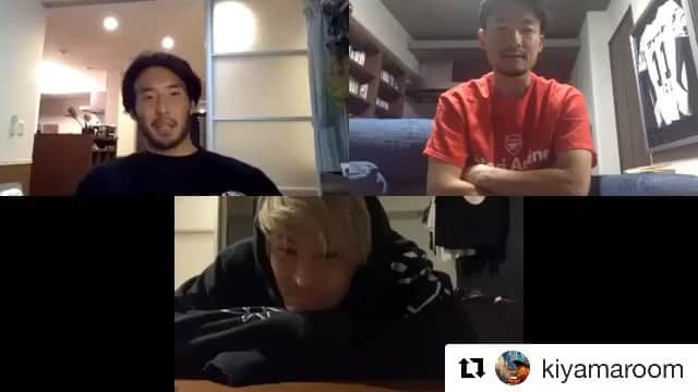村山智彦のインスタグラム：「#Repost @kiyamaroom with @get_repost ・・・ 昨日早速三人で会議をしました🖥  そして…  いまJリーグを見ることが触れることができないサッカー少年、少女達とこの三人で４回に分けてパソコンやスマートフォンを通して交流してみよう！ということになりました。  チームや部活の練習がなくなりどうしたらいいか分からなくなっている子や三人と話したい、質問があるっていう子供達と大好きなサッカーについて語り合い楽しい時間にできればと思います。  日時は ・5月1日 中学生高校生　定員　6名 ・5月2日　サッカー少年少女の保護者　定員6名 ・5月5日 (こどもの日)小学生　定員　8名 ・5月6日  後日発表  応募方法は⬇️ @kiyamaroom に名前、年齢、自己紹介、質問を書いてメッセージしてください。 やり方の分からない子供達は手伝ってもらって書いてください。  三人で選ばせていただき選んだ人に返事をします。  @zoom_video_communications を使ってやるのでやり方を調べておいてください。  ではメッセージお待ちしています⭐️ #村山智彦　@tomohiko_murayama  #喜山康平 @koheikiyama_  #犬飼智也  @tomoya___inukai」