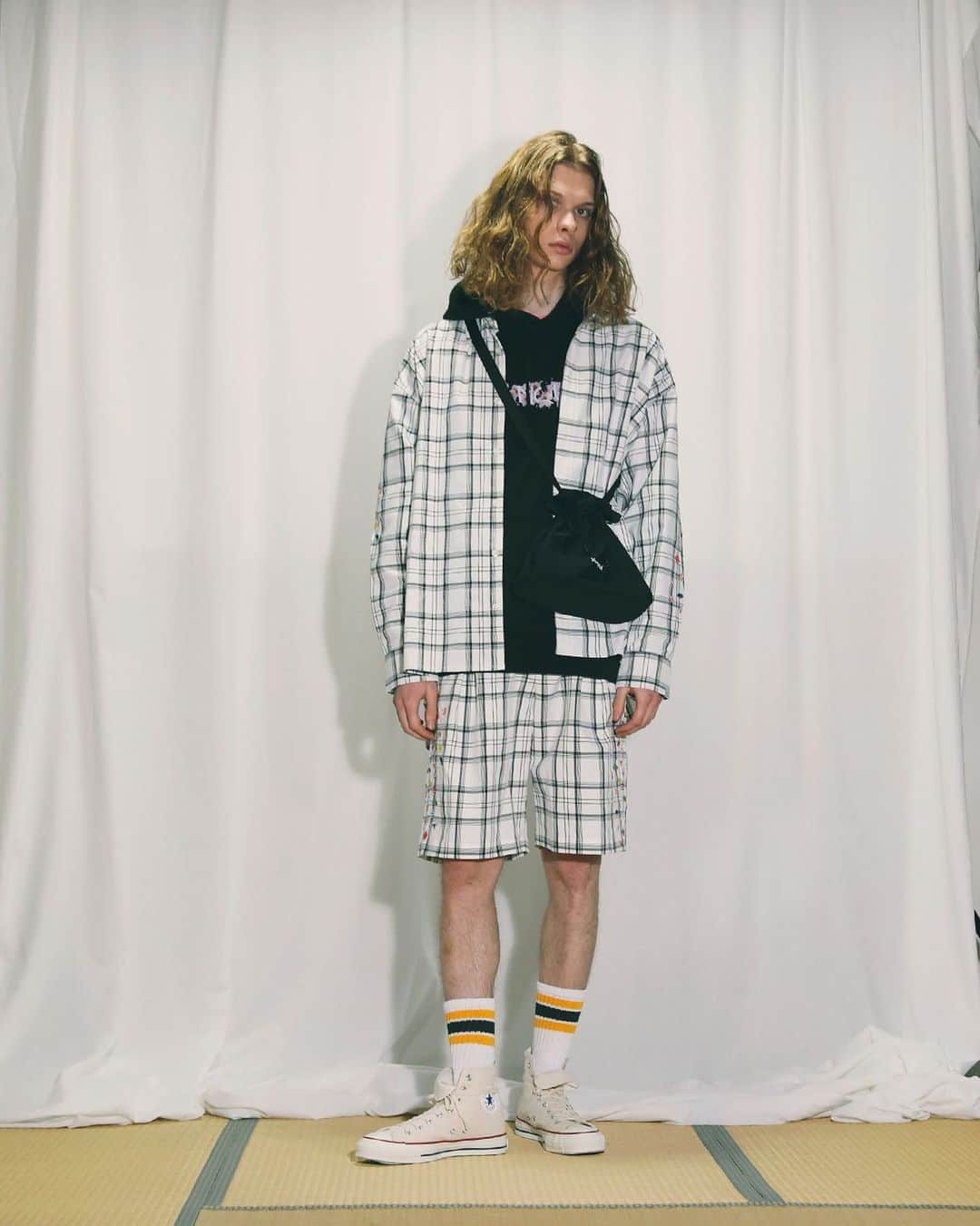 ヴァンキッシュのインスタグラム：「ㅤㅤㅤㅤㅤㅤㅤㅤㅤㅤㅤㅤㅤ ■ Floret Loose Silhouette Check Shirt[VWS002] Color:White.Black Size:Free JPY 12,100 (tax included) ㅤㅤㅤㅤㅤㅤㅤㅤㅤㅤㅤㅤ ■ Floret Check wide short Pants[VWP5001] Color:White/Black Size:Free JPY 8,800 (tax included)  ㅤㅤㅤㅤㅤㅤㅤㅤㅤㅤㅤㅤㅤ ■ SAKURA Full Bloom Hoodie[VWC053] Color:White.Black Size:M.L.XL JPY 9,900 (tax included) ㅤㅤㅤㅤㅤㅤㅤㅤㅤㅤㅤㅤㅤ Shop link bio！ ——————————————— ‪#VANQUISH #vanquishjp」