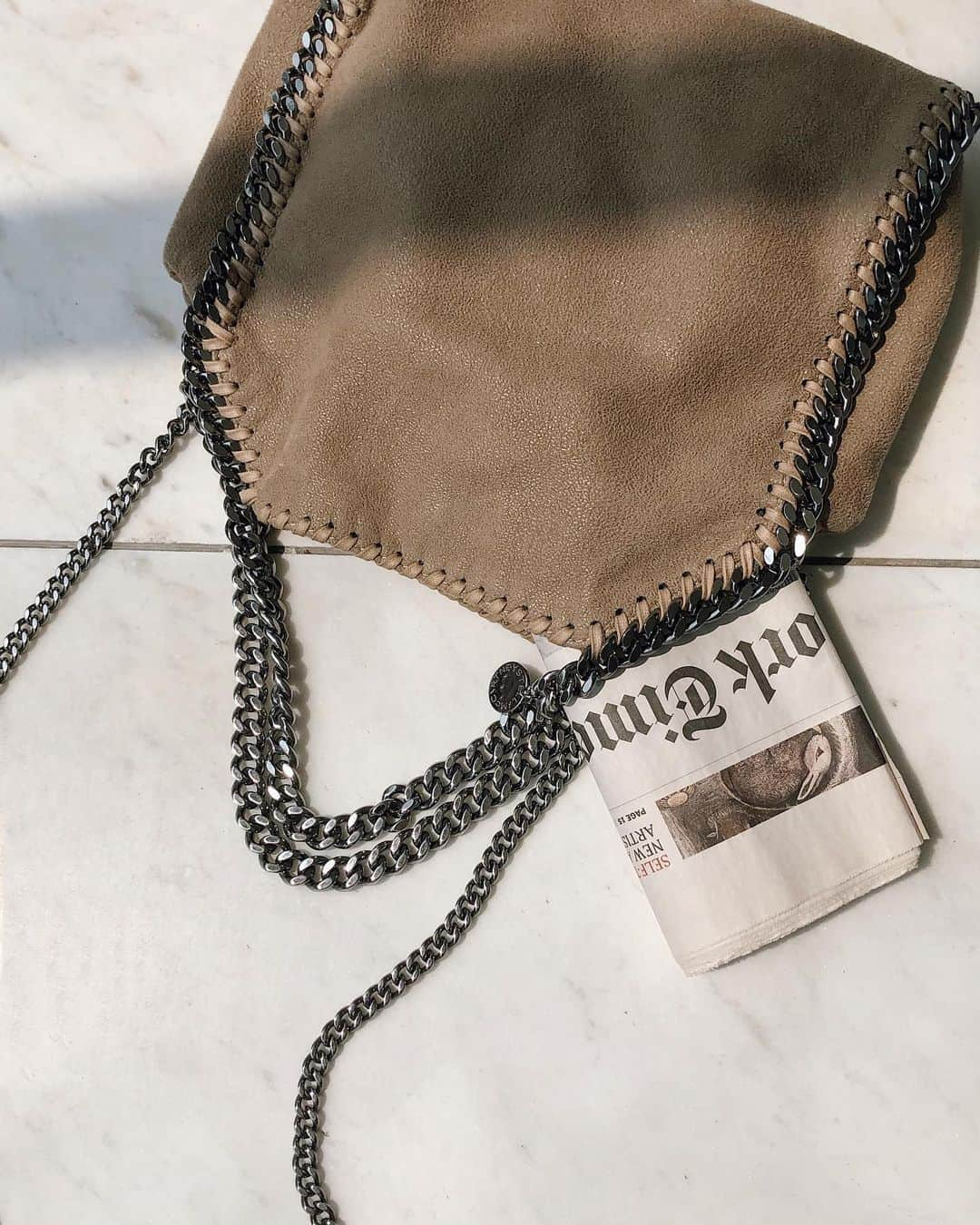 Ｈedyさんのインスタグラム写真 - (ＨedyInstagram)「【WEB掲載商品】﻿ Stella McCartney﻿ falabella mini﻿ ﻿ @hedy_daikanyama  @hedy_worldwide  #vintage #vintageshop #hedy #hedy_japan #エディ #daikanyama #bag #fashion #accessory #stellamccartney」4月28日 10時57分 - hedy_vintage