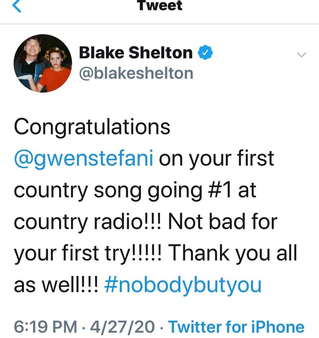 グウェン・ステファニーさんのインスタグラム写真 - (グウェン・ステファニーInstagram)「Trying to wrap my head around the fact that I even get to know Blake Shelton 😍-let alone be on Such a beautiful classic duet w him  thank you !!!@Blakeshelton for taking me along on this ride with you!! I am so grateful and blown away by all the support everyone has shown us!!!!! #WHATTHEHECK?!! we got a #1 single?!!! 🥳🤩😳🤠🙏🏻🤷🏼‍♀️ #bestfriend #nobodybutyou #nevernmywildestdreams!!!!! gx」4月28日 11時21分 - gwenstefani