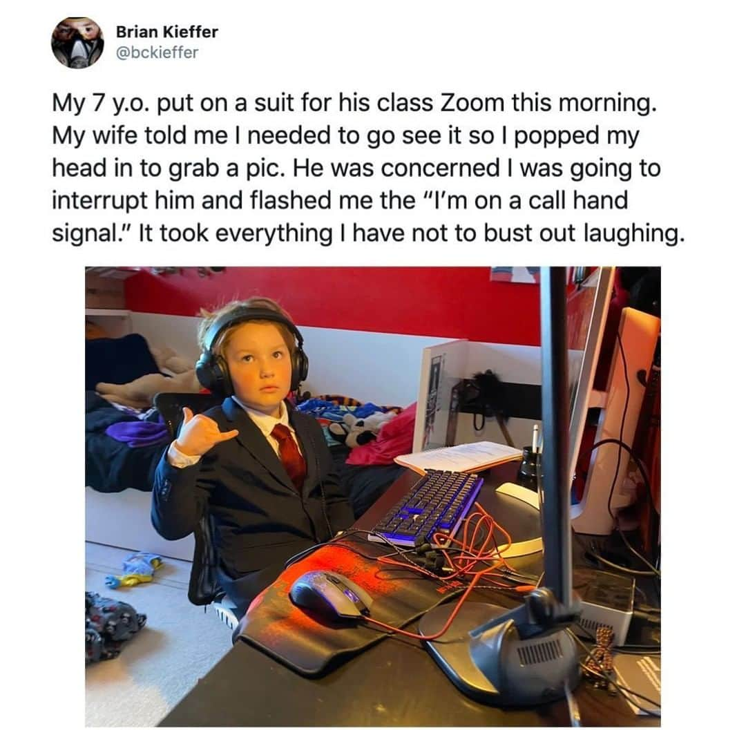 9GAGさんのインスタグラム写真 - (9GAGInstagram)「Future businessman right here. 📸 bckieffer | TW - #videoconference #onlineclass #9gag」4月28日 12時01分 - 9gag