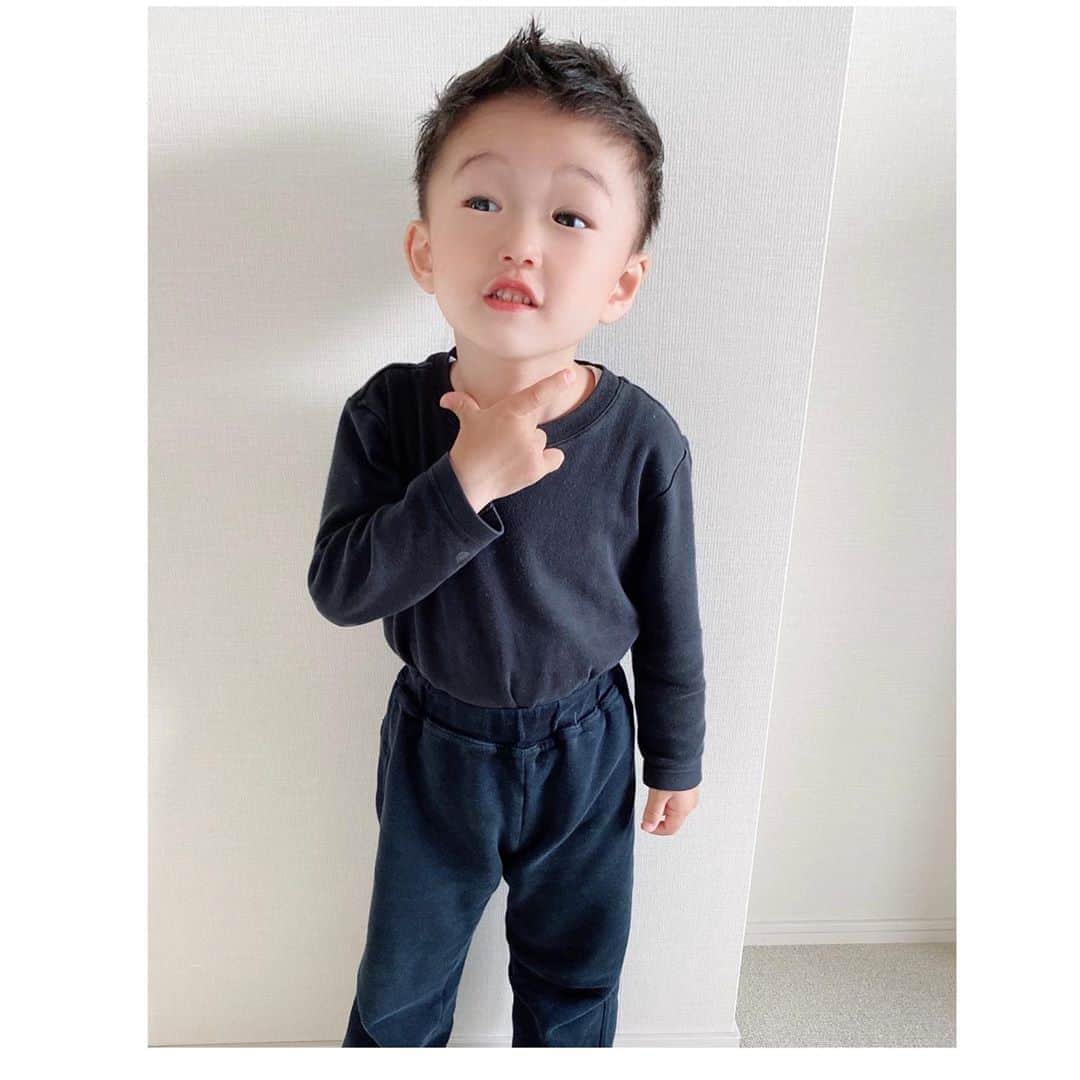 鈴木亜美さんのインスタグラム写真 - (鈴木亜美Instagram)「おしり探偵にハマり中〰❤️ 髪型も真似してダンスの練習💃 弟も笑ってます‼️ #ステイホーム #兄弟 #0歳と3歳 #ママスタグラム」4月28日 12時11分 - amiamisuzuki