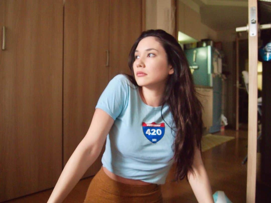 テイラー鈴木のインスタグラム：「🌪」