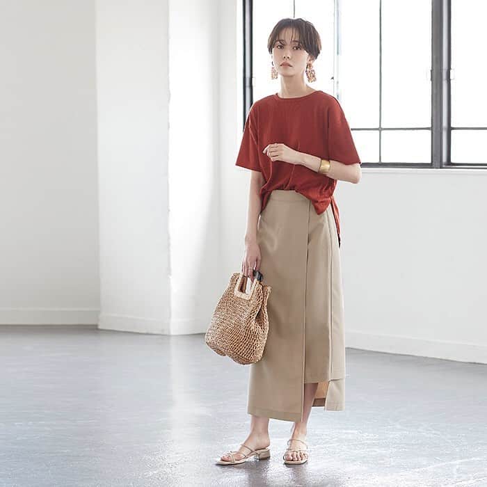 titivateさんのインスタグラム写真 - (titivateInstagram)「≪newitem≫ . #レイヤードロングスカート 【4color】￥3,590+tax (AVXN0674) ◆画像をタップすると商品ページがご覧いただけます。 . . #titivate #ティティベイト #ボトムス #スカート #タイトスカート #ロングスカート #レイヤードスカート #春スカート #春コーデ #2020SS #ファッション #fashion #プチプラ #コーデ #ファッション通販 #onlineshop . ▼titivate(ティティベイト)はこちら▼ @titivatejp ▼ur's(ユアーズ)はこちら▼ @urs_official ▼seadress(シードレス)はこちら▼ @seadress_official」4月28日 13時20分 - titivatejp