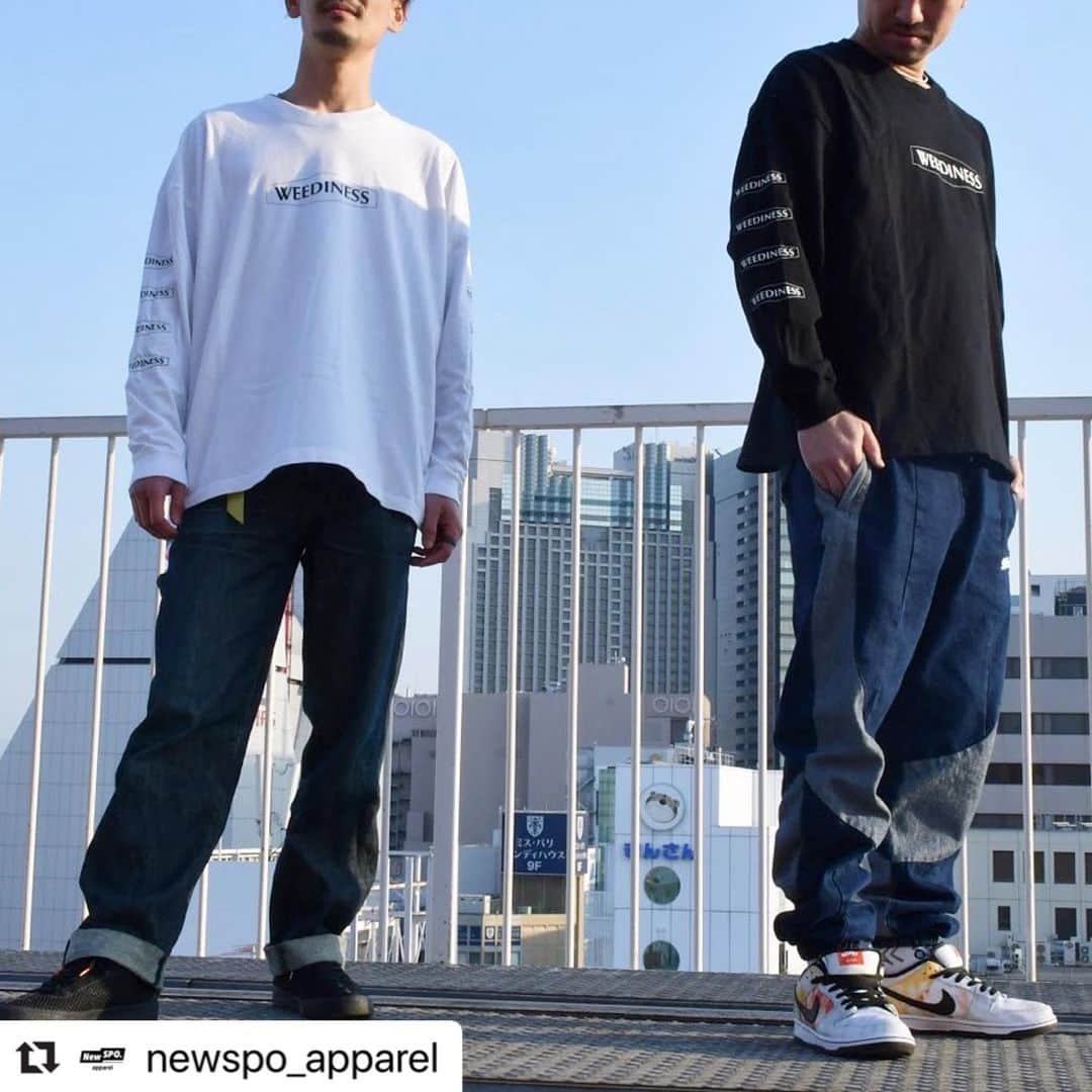 のインスタグラム：「・ WEEDINESS の特集ページ開設されました！！ ・ プロフィールにURLを添付しておくので見てみてください🙇‍♂️ ・ ・ ・ ----------------------------------------------------------- #Repost @newspo_apparel with @make_repost ・・・ ・ 【WEEDINESS】 T-shirt & Long T-shirt  4/29(wed)13:00〜販売start! ・ coming soon  #NewSPO  #NewSPOapparel  #2020ss  #weediness」