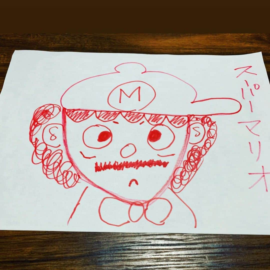 川口徹道さんのインスタグラム写真 - (川口徹道Instagram)「#想像で描いてみた  #自粛生活　#自粛絵 #自粛絵画  #画伯　#画伯の絵　#絵　#絵心　#ふなっしー　#仮面ライダー #スーパーマリオ #ピノキオ  #お家時間 #おうち時間　#吉本自宅劇場」4月28日 13時49分 - tetsumichi0609