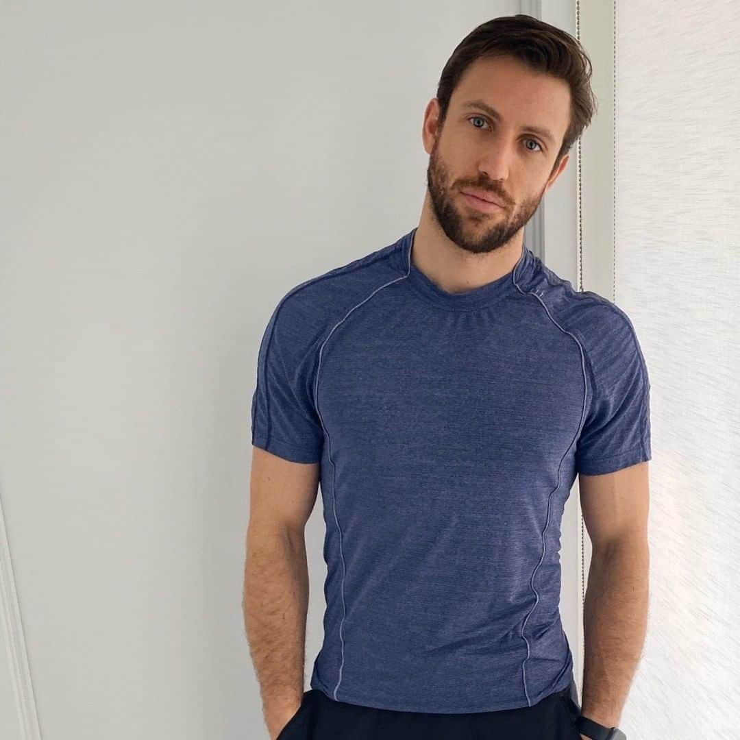 ディラン・モスコビッチさんのインスタグラム写真 - (ディラン・モスコビッチInstagram)「I finally have a chance to catch my breath after a very busy week filled with exciting projects on the go.⁠ ⁠ One being the great chat that I had with George and Rick from @thepalspodcast on Friday night. We talked my skating career, transition towards my new endeavours and the lessons I've learned from sport that are helping me through these uncertain times. Check it out at the link below! ⁠ ⁠ https://podcasts.apple.com/ca/podcast/the-pals-podcast/id1494976134」4月29日 1時01分 - dylan.moscovitch
