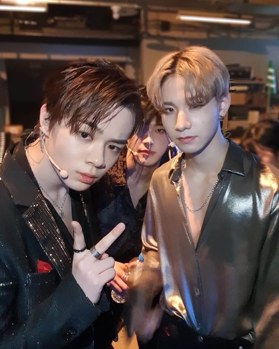 のインスタグラム：「[👽] JAMの皆さん！ 昨日公開された1st Fanmeeting映像はご覧いただけましたか？ —— [👽] ➖➖➖➖➖➖➖➖➖➖➖➖➖➖➖➖➖ #tsuruboshion #tsurubo #shion #鶴房汐恩 #JO1 #JAM #produce101japan #japan #jpop」