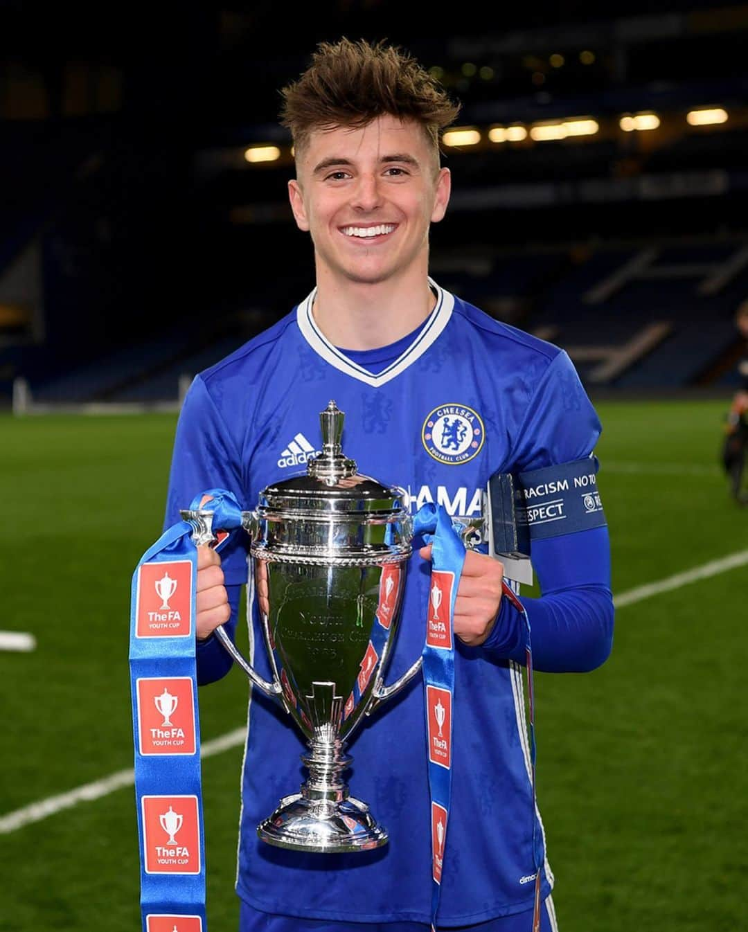 チェルシーFCさんのインスタグラム写真 - (チェルシーFCInstagram)「FA Youth Cup throwback! 🏆⏪ Eight players, four different years, one trophy. 💙 #CFC #Chelsea #CFCArchive」4月28日 19時20分 - chelseafc