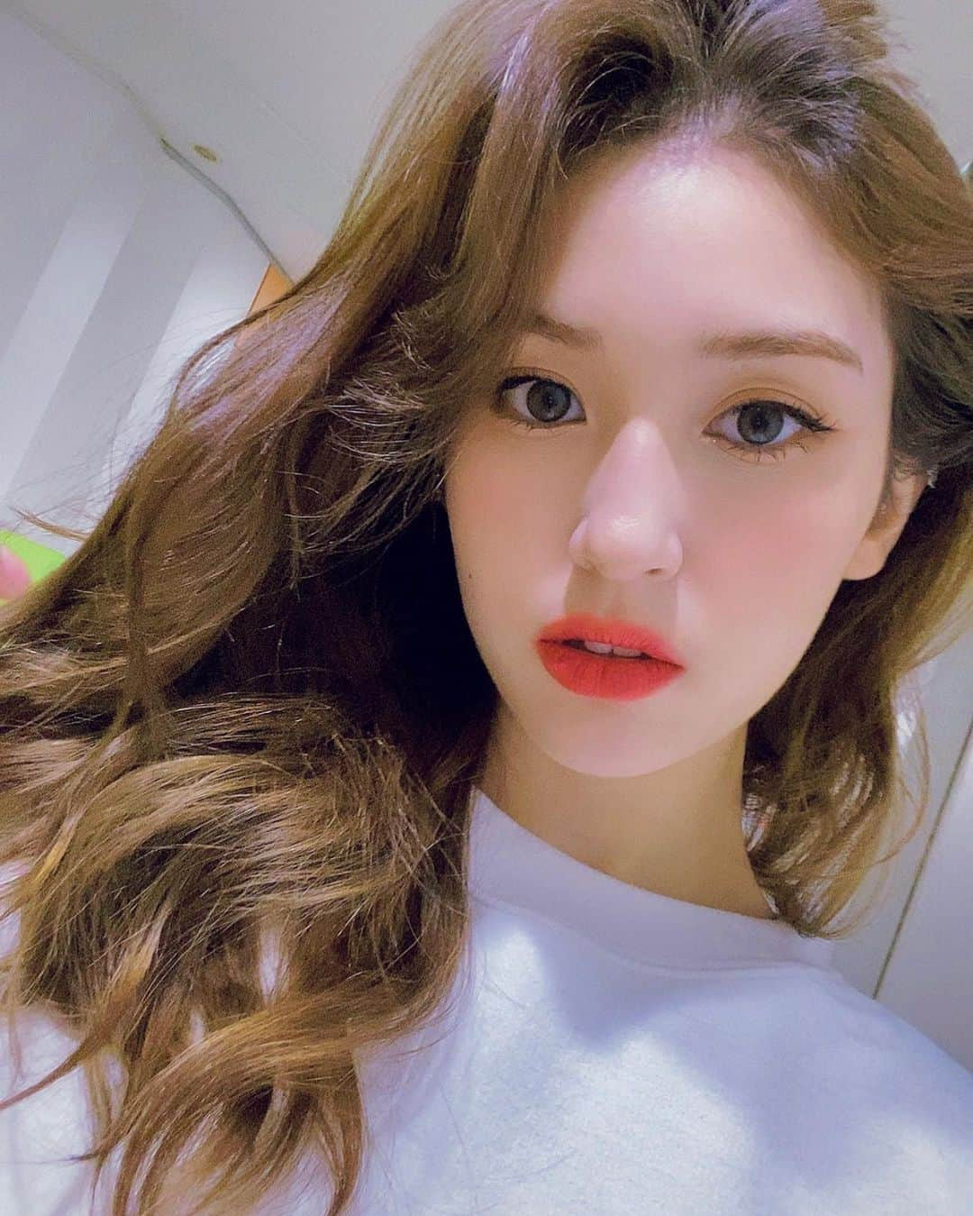 ソミさんのインスタグラム写真 - (ソミInstagram)「Everynight I’m 🙄🤭」4月28日 19時28分 - somsomi0309