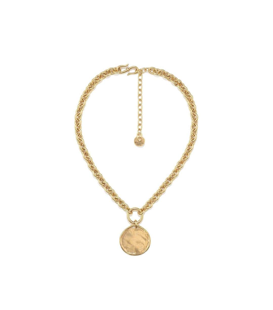 グーセンス パリのインスタグラム：「CONTEST - CONCOURS Now we would like to thank YOU for your support, by launching this contest which will allow six of you to win our now classic TALISMAN medal necklace. Three sets of two medals will be gifted, one medal for you and a second one for someone you hold dear. To enter the contest, simply comment on this post and tag the person you would like to gift the second medal to. The contest will end on Sunday at midnight, the winners will be announced next week. . Maintenant nous souhaitons VOUS remercier pour votre soutien, en lançant ce concours qui va permettre à six d’entre vous de gagner notre nouveau classique la médaille à graver TALISMAN. Trois sets de deux médailles seront offerts, une médaille pour vous et une seconde pour une personne qui vous est chère. Pour participer au concours, commentez simplement ce post en taggant la personne à qui vous souhaiteriez offrir la seconde médaille. Le concours prendra fin dimanche à minuit, nous annoncerons les gagnants tirés au sort la semaine prochaine. . . Mentions légales : All entries must be submitted by Sunday May 3, 2018 at midnight, Paris time. Per Instagram rules, we must mention this is in no way sponsored, administered, or associated with Instagram, Inc. By entering, entrants confirm they are 13+ years of age, release Instagram of responsibility, and agree to Instagram’s term of use. The six winners will be draw lots after the end of the contest. . Toutes les candidatures devront être soumises avant le dimanche 3 mai à minuit, heure de Paris. Selon les règles d’Instagram, nous devons mentionner que ce concours n’est en aucun cas sponsorisé, administré ou associé avec Instagram.Inc. En participant à ce concours vous confirmez que vous êtes âgé de plus de 13 ans, vous déchargez Instagram de toutes responsabilités, et vous êtes d’accord avec les termes d’utilisation d’Instagram. Les six gagnants seront tirés au sort après la fin du concours.」