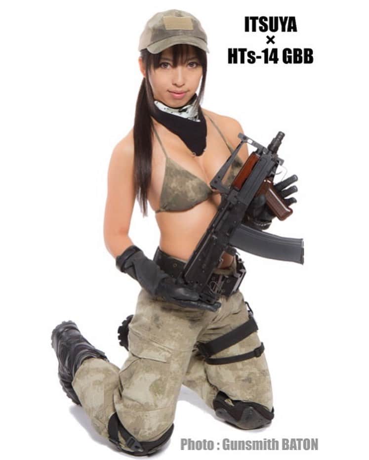 みりどる乙夜さんのインスタグラム写真 - (みりどる乙夜Instagram)「Gunsmithバトン広告用写真の撮影📸これも2013年。  #hts14 #groza #gunsmithbaton #rifle #madeinrussia #bullpup #girlswithguns #militarygirls #mildol #japanesegirl #airsoftgirl #militarylove #airsoft #worldairsoft #airsofterphoto #airsoftinternational #pewpew #gun #bikini #sexy #atacs #camouflage #photoshooting #ビキニ #水着 #ミリドル #グラビア #撮影 #ミリタリー #銃 #ミリドル」4月28日 20時51分 - itsuya_miridoru