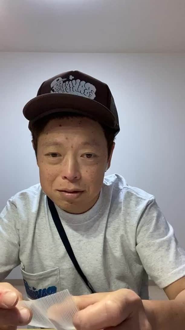 ネゴシックスのインスタグラム：「描いてます」