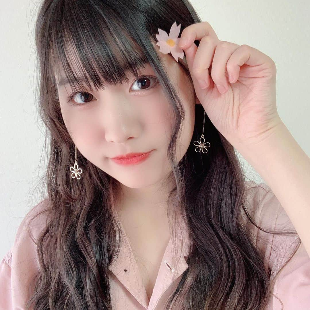 高橋彩香さんのインスタグラム写真 - (高橋彩香Instagram)「春だよ〜  #桜 #髙橋彩香」4月28日 22時24分 - sayarincho_1122