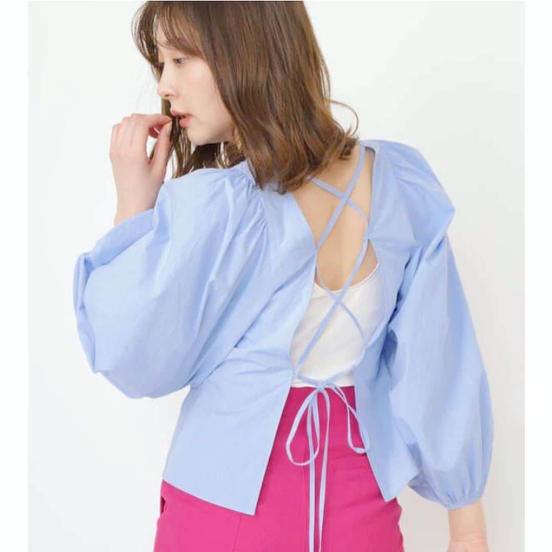 のインスタグラム：「JILLSTUARTの新しいライン ❣️JILLSTUART EXCLUSIVE LINE がツボすぎるぅ🥰💕✨﻿ ・ ・ ・ めっちゃ可愛いから是非チェックしてみて〜〜🙏💕 ・ ・ ・ #JILLSTUART﻿ #jillstuart_jp ﻿ #exclusive #line﻿ #おうち時間 #stayhome」