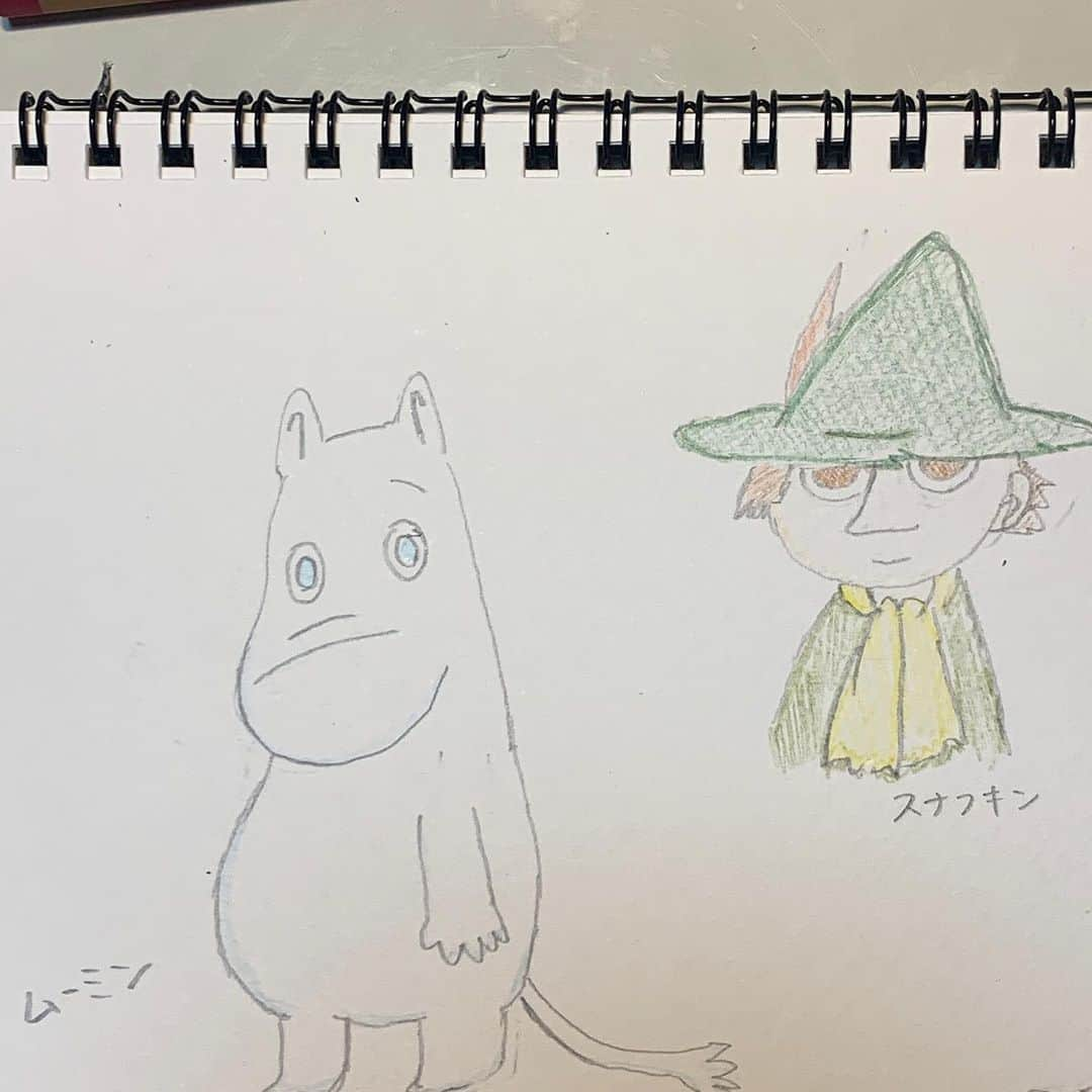 高岡薫さんのインスタグラム写真 - (高岡薫Instagram)「一日一絵どころか2つ3つくらい絵を描いてますけどSHOWROOMで決定したムーミンとスナフキンです！(2枚目)なんかめっちゃみながら描いた🎨  #るんばの一日一絵」4月28日 23時06分 - kaorumba1129