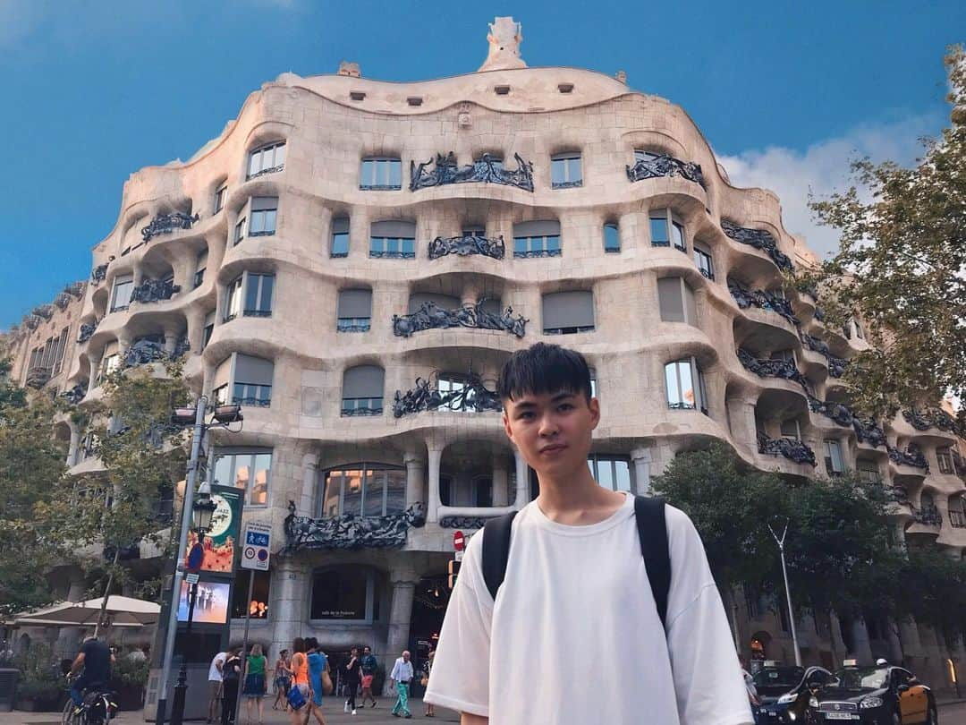 葉晟睿さんのインスタグラム写真 - (葉晟睿Instagram)「will u be my cherry 🍒 #kalvintravel #kalvintravel🇪🇸 ⠀ ⠀ ⠀」4月29日 10時01分 - kalvin.yeh