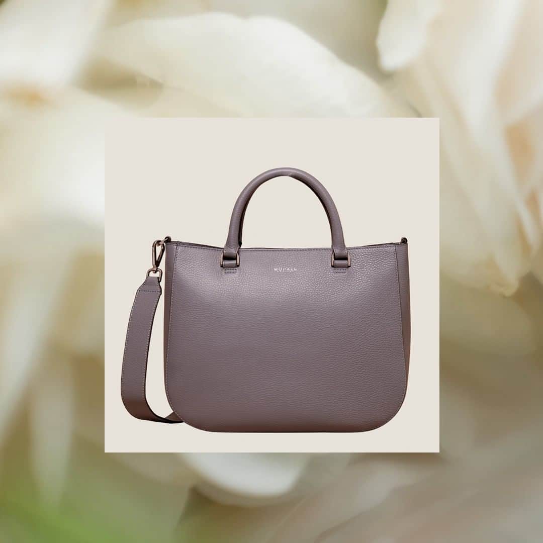 モダルーのインスタグラム：「The simple yet sleek Sadie silhouette has been crafted in slate grey pebbled leather for a luxe finish. Save over £100 and secure this style for £56.70 - use SALE20 for an extra 20% off at the checkout #ModaluMoments」