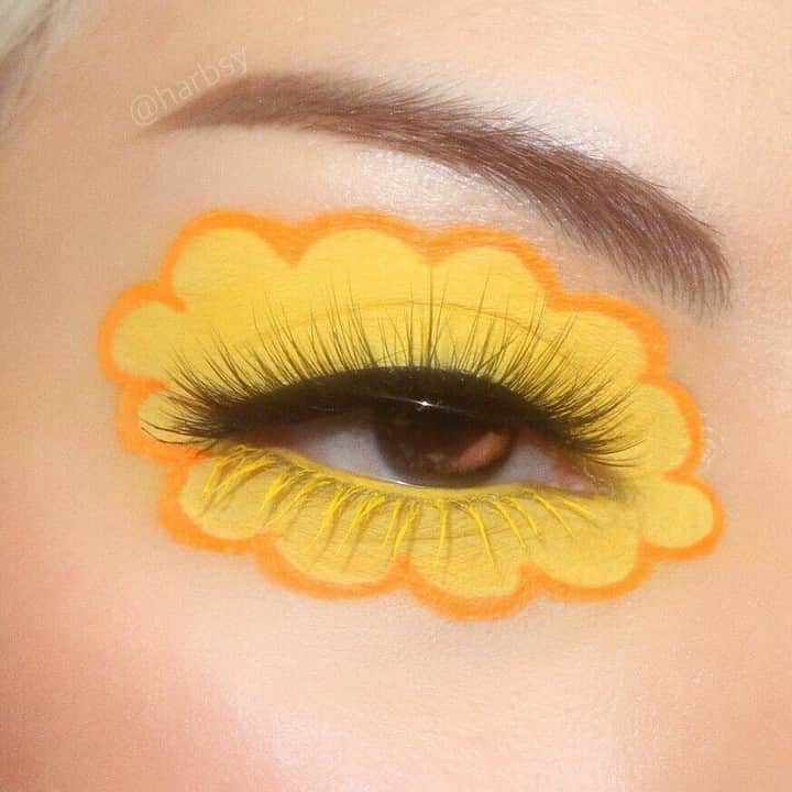 NYX Cosmeticsさんのインスタグラム写真 - (NYX CosmeticsInstagram)「Flower power 🌼 @harbsy uses our new #EscapeArtist Shadow Palette to create this groovy #EOTD 🧡 Look inspired by @makeupmouse ✨ || #nyxcosmetics #nyxprofessionalmakeup #crueltyfreebeauty」4月29日 2時58分 - nyxcosmetics
