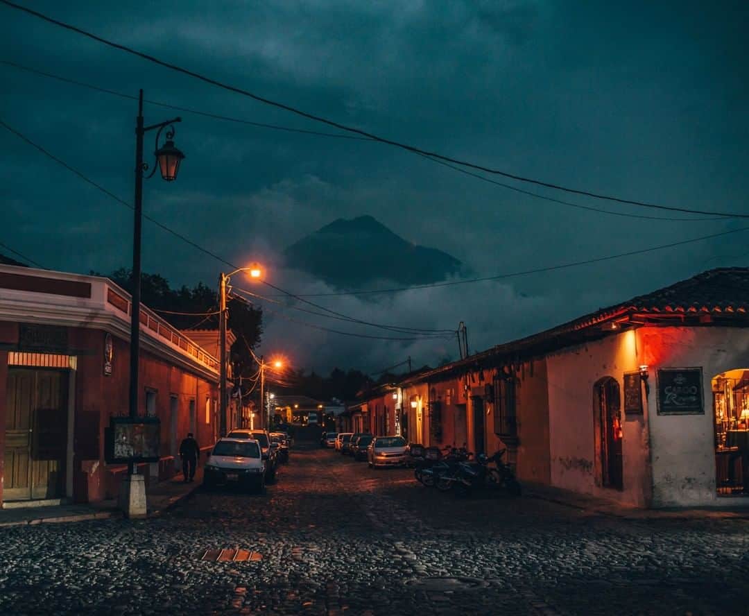 National Geographic Travelさんのインスタグラム写真 - (National Geographic TravelInstagram)「Photo by @joshuacogan | The beautiful and fabled streets of Antigua Guatemala are under the watchful gaze of the Fuego Volcano. For more explorations of culture, ecology, ethnobotany, and the human landscape follow @joshuacogan. #Guatemala」4月29日 5時06分 - natgeotravel
