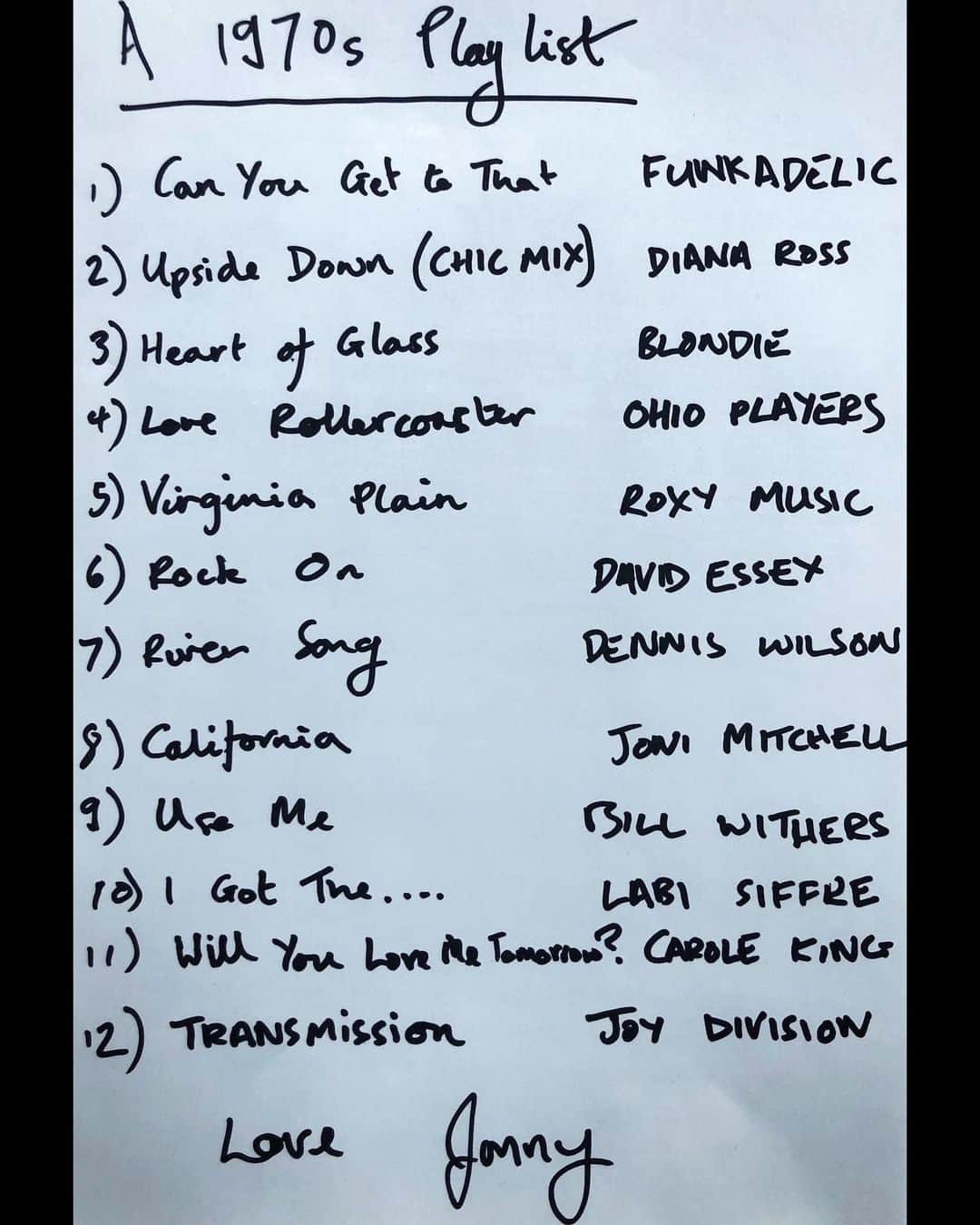 Coldplayのインスタグラム：「Hi everyone. I've made another playlist for you, this time with some of my favourite 1970s songs. I think it may be the only playlist on Spotify that transitions from Carole King to Joy Division, but I could be wrong. Swipe up in Stories to listen. JB #StayHome #StaySafe」
