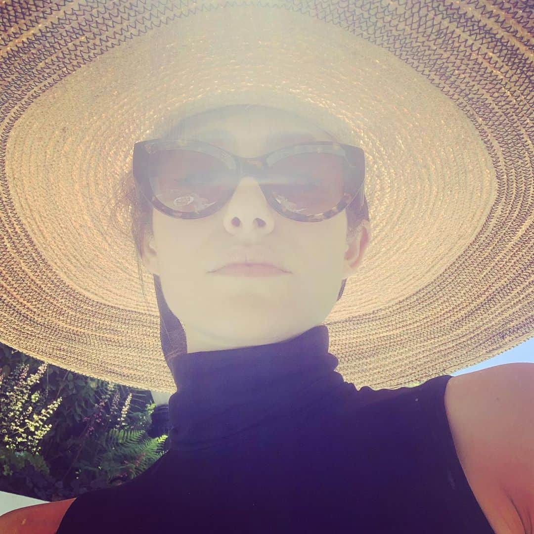 のインスタグラム：「Are we there yet?」