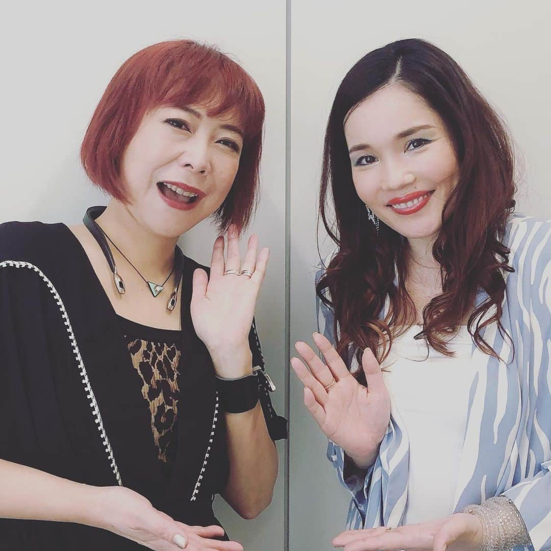 平野ノラさんのインスタグラム写真 - (平野ノラInstagram)「🌈🌈🌈 4月28日発売 「婦人公論 5/12号」に私の大好きな断捨離をテーマに椿鬼奴さんと対談しております。 是非、オンラインやネットで要チェケしてみてね！  #婦人公論 #椿鬼奴さん #平野ノラ #断捨離」4月29日 6時25分 - noranoranora1988