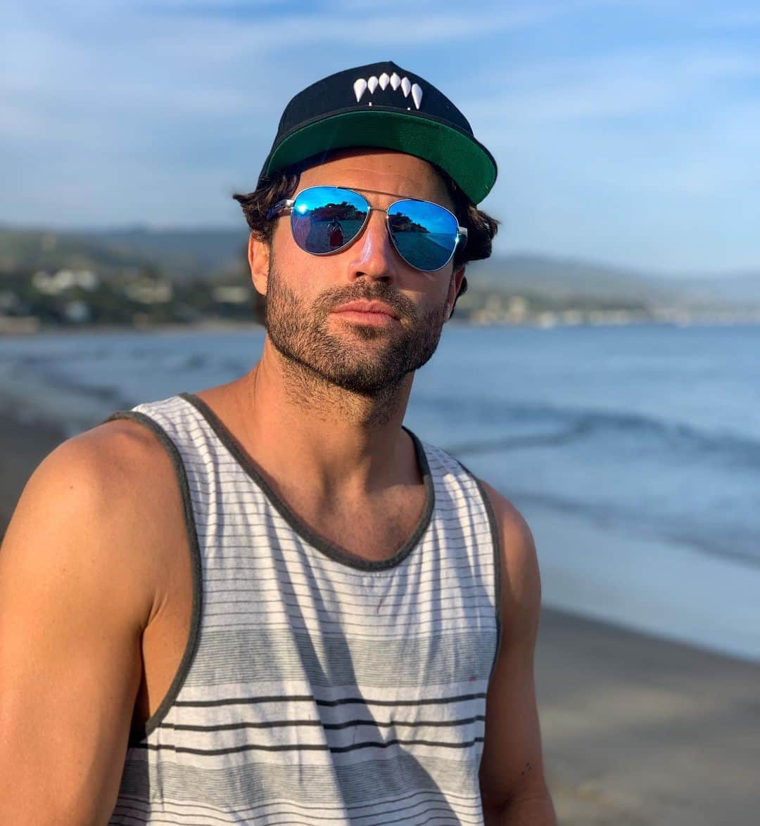 ブロディ・ジェンナーのインスタグラム：「Opportunity does not knock. It presents itself once you beat down the door.」