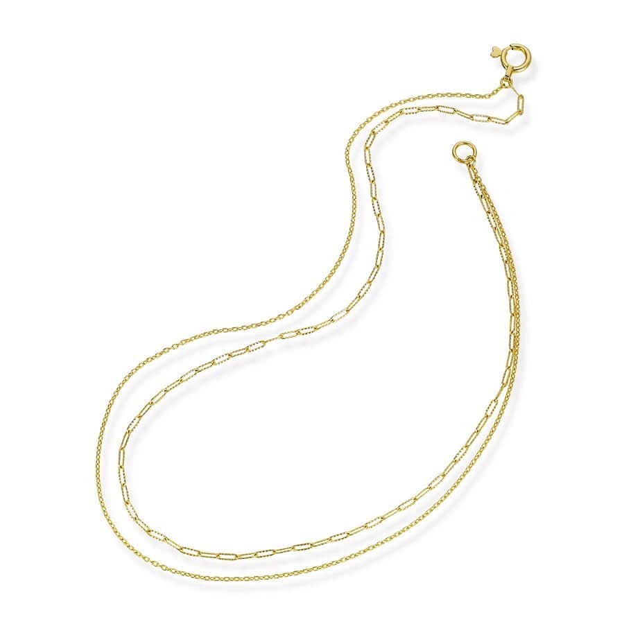 STAR JEWELRY Girlさんのインスタグラム写真 - (STAR JEWELRY GirlInstagram)「おしゃれは足元から！ メンズライクな装いに、華奢なアンクレットを取り入れてバランスを♪ ・ ・ ・ 《STAY HOME & SHOP ONLINE》 大切な人の命を守るため、自宅で過ごそう。 ご好評につきオンラインストアではW-POINTサービスを5/6まで期間延長。 送料無料サービスもスタート。 ・ ・ #anklet #アンクレット #coin #コイン #ring #リング #gold #ゴールド #silver #シルバー  #stayhome #おうち時間#stayhomeandshoponline  #jewelry #ジュエリー #スタージュエリーガール #STARJEWELRYGirl  #lumine #ルミネ #ヒカリエ」4月29日 8時48分 - star_jewelry_girl