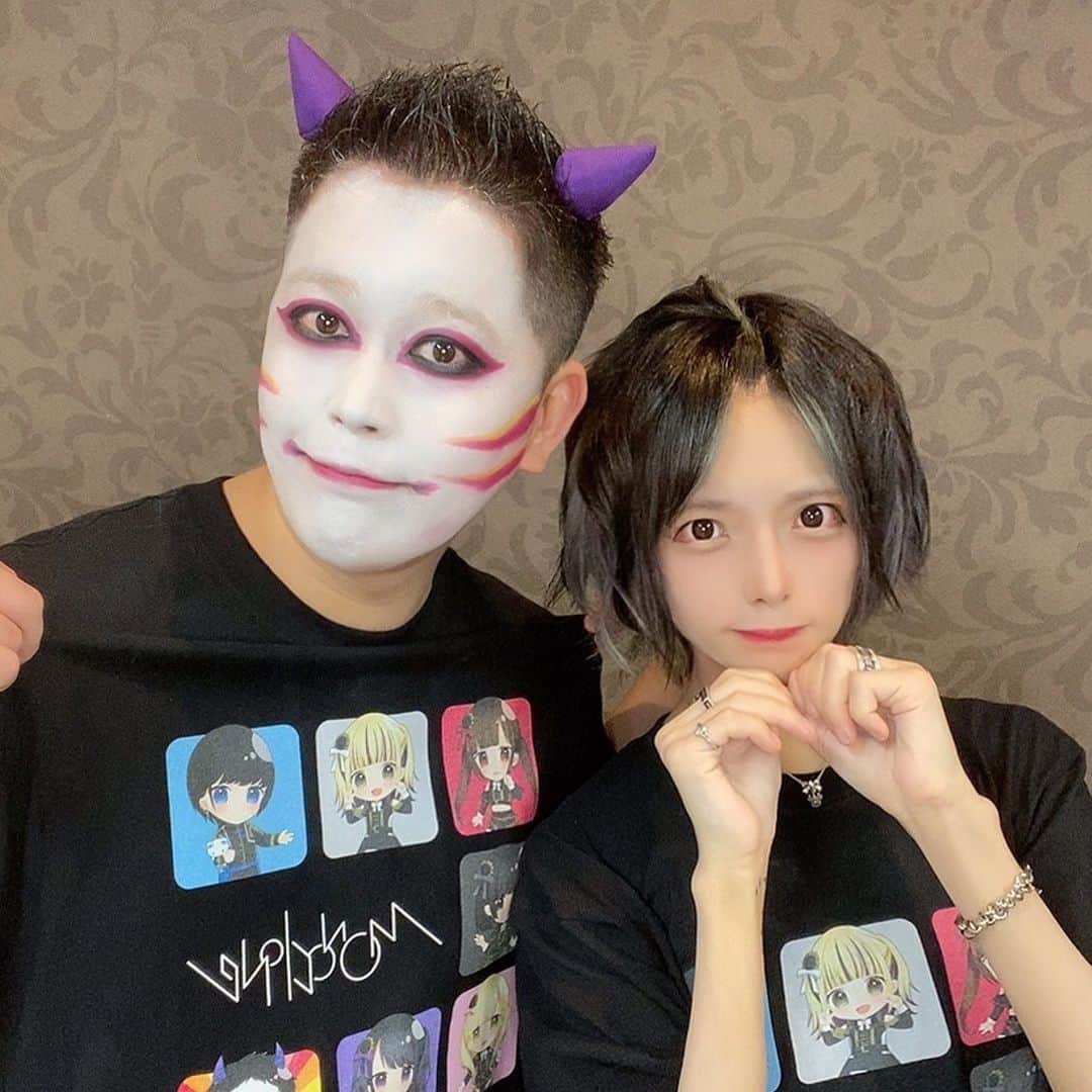 たっしーのインスタグラム：「たしはう🐬 ＊ #モノクローン #虹色担当 #たっしー #アイドル #たしはう」