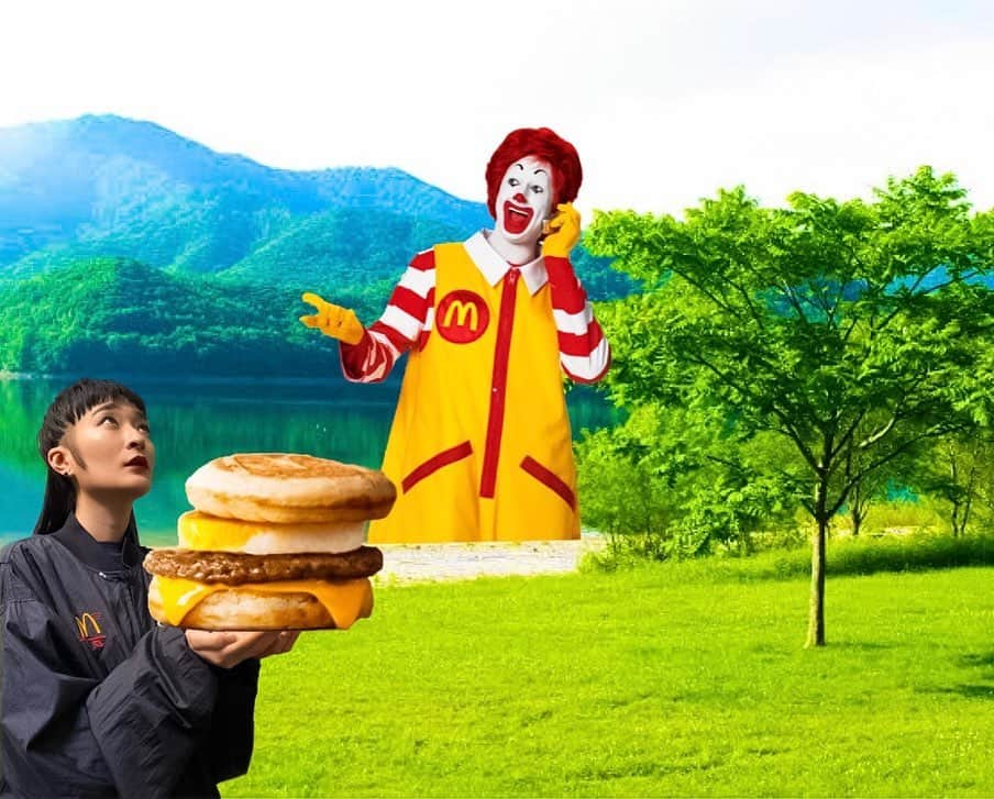 リンリンさんのインスタグラム写真 - (リンリンInstagram)「ドナルド・マクドナルド「貴様が落としたのは朝マックですか？それとも夜マックですか？」﻿ 貴様「私が落としたのは朝マックです。二度寝をしてごめんなさい。」﻿ ﻿ このストーリーの結末はいかに。。。﻿ つづく(スワイプで確認)」4月29日 18時57分 - lingling_lingling_bish