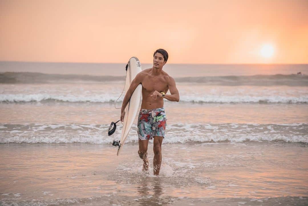 八代健のインスタグラム：「Can’t wait to get back to the days of adventure and inspiration with mother ocean 🌍#themoment @mainstandth」