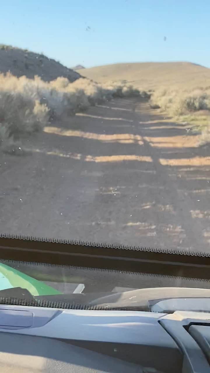 ストーン・コールド・スティーブ・オースチンのインスタグラム：「Hitting the backroads. Band is Savatage. Song is Hall of the Mountain King.  Good shit. Stay safe.」