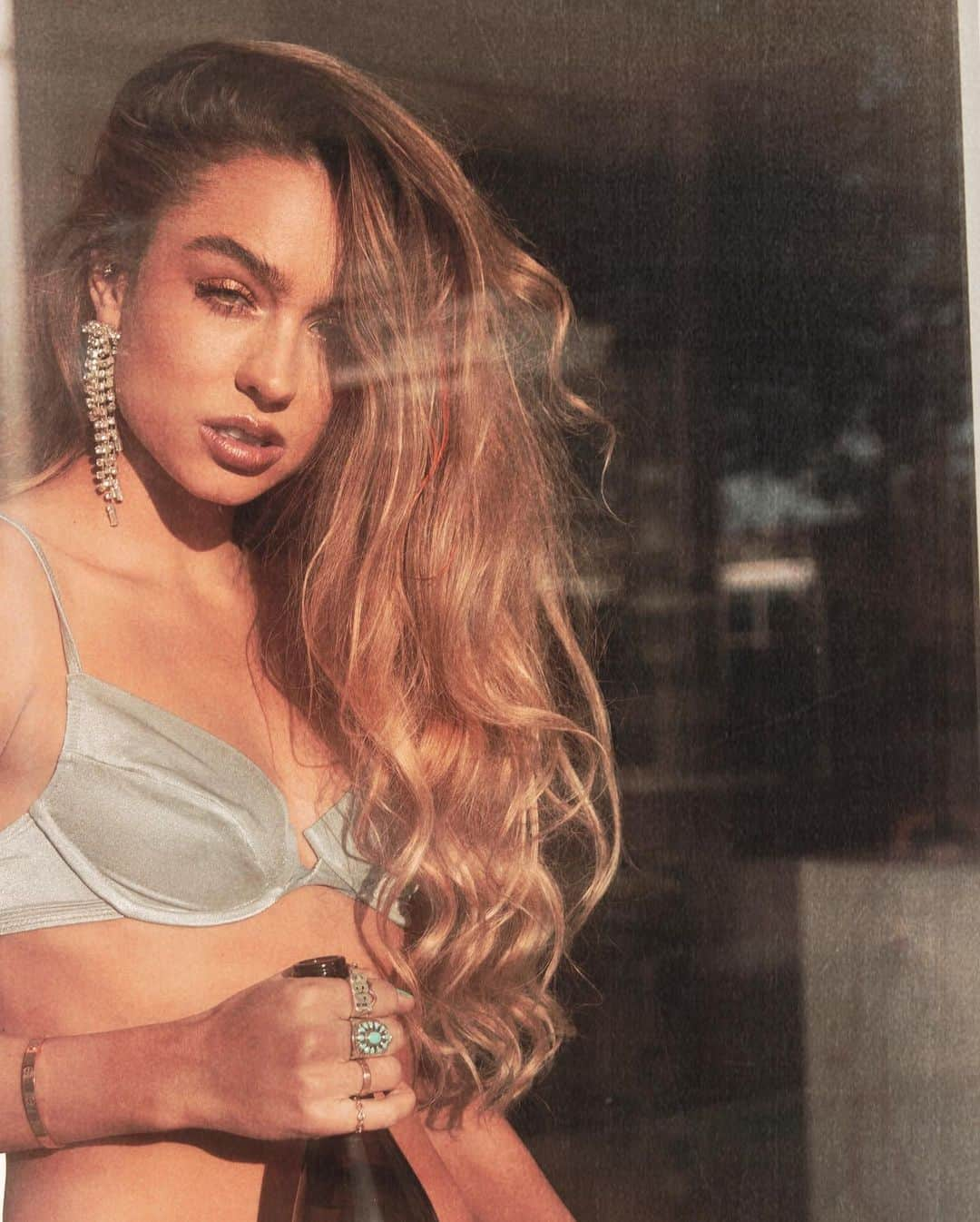 Sommer Rayさんのインスタグラム写真 - (Sommer RayInstagram)「women like u don’t happen often  never forget how rare u are」4月30日 3時54分 - sommerray