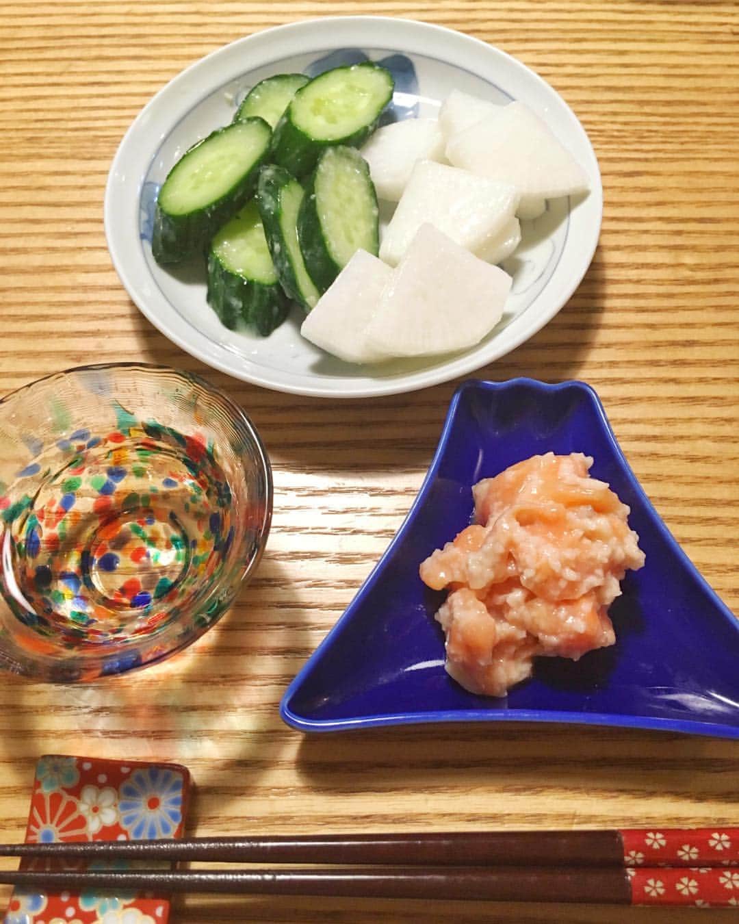 堀内敬子さんのインスタグラム写真 - (堀内敬子Instagram)「紅葉漬。  古関裕而先生も愛した紅葉漬  お酒との相性も良いです。  クリームチーズと合わせて、カナッペにしても美味しい！  お茶漬けにも良さそうです。  福島名産。 阿武隈の紅葉漬。 日本酒で少しずついただきまーす🍶  #紅葉漬 #福島名産」4月29日 20時08分 - horiuchi_keiko