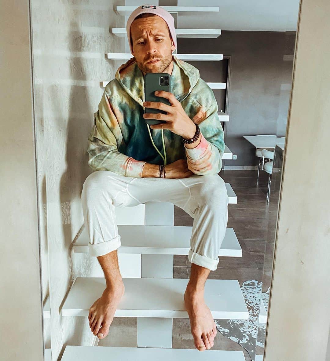 ヨアン・キャバイェのインスタグラム：「PS : I MISS YOU @twinylov ❤️ #stayhomebutstylish」