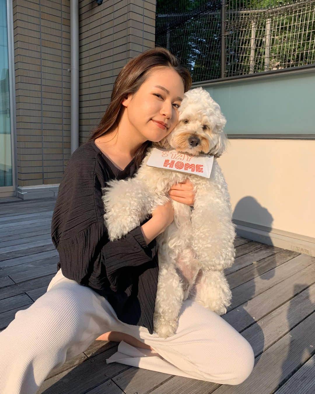 稲垣香澄のインスタグラム：「#stayhome 🐻🤍🤍🤍」