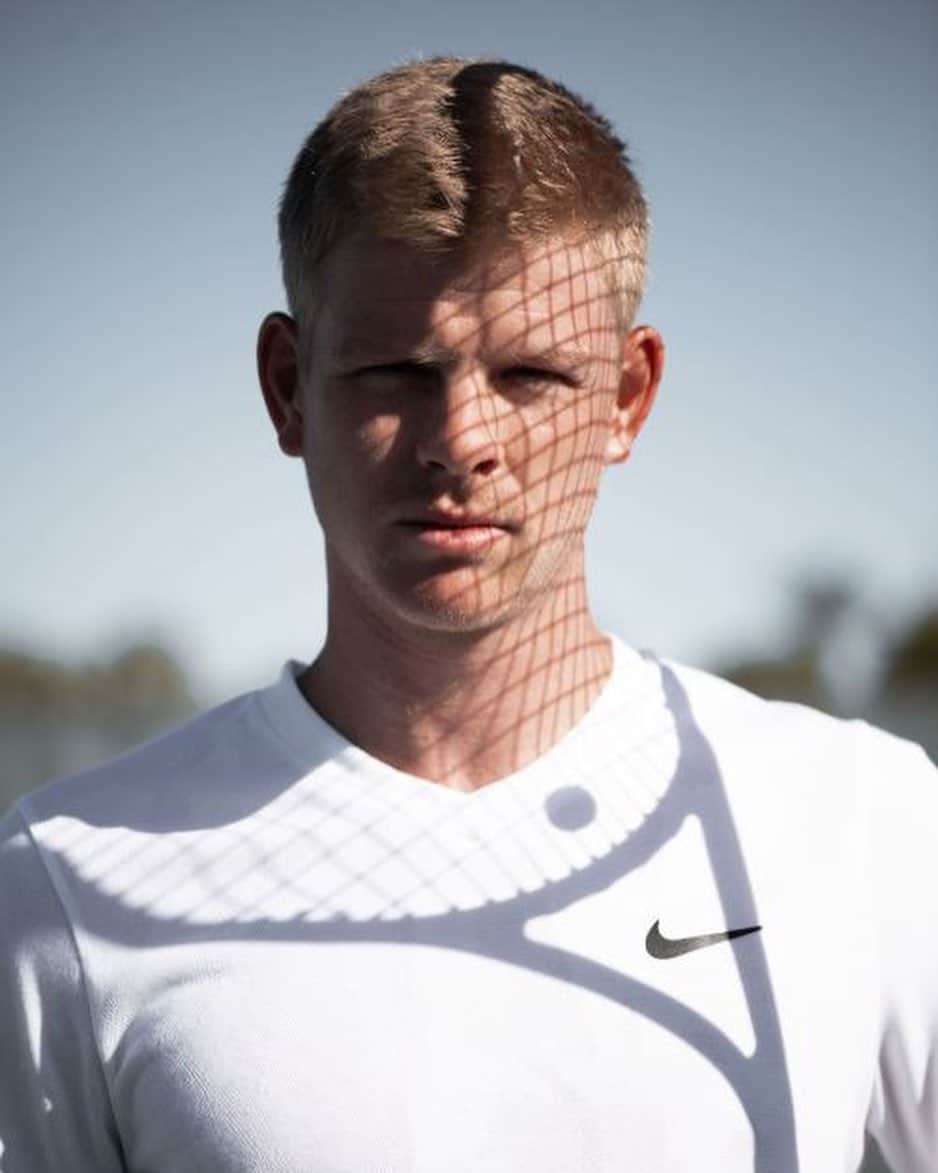 カイル・エドマンドさんのインスタグラム写真 - (カイル・エドマンドInstagram)「Pre-lockdown shoot with @wilsontennis in Indian Wells.  Which tournament are you most looking forward to when the tour resumes? #wilsontennis #indianwells #grandslam #atptour」4月29日 22時25分 - kyle.edmund