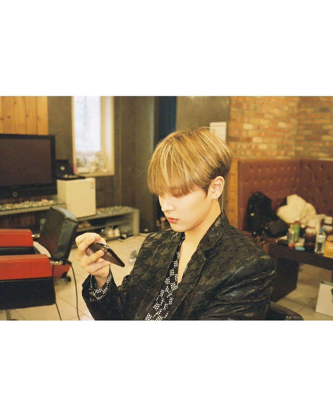 Victonさんのインスタグラム写真 - (VictonInstagram)「[V_V] #VICTON_SEUNGSIK_VIEW #승식이의_시선📸 #Howling - VLIVE 다시보기 ▶ https://www.vlive.tv/video/188168 - #SeungSik #강승식」4月29日 22時53分 - victon1109