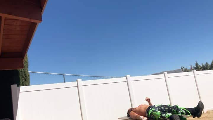 ニック・ジャクソンのインスタグラム：「WATCH AEW DYNAMITE TONIGHT ON TNT!!!!」