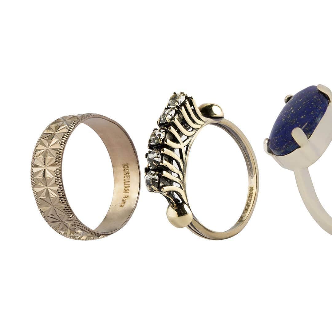 イオッセリアーニさんのインスタグラム写真 - (イオッセリアーニInstagram)「Stack them up and wear #clubafricana collections  #iosselliani #iossellianicollections #handmadejewelry #fashionjewelry #jewelrydesign #rome #ringset #rings #rings💍」4月30日 5時33分 - iosselliani