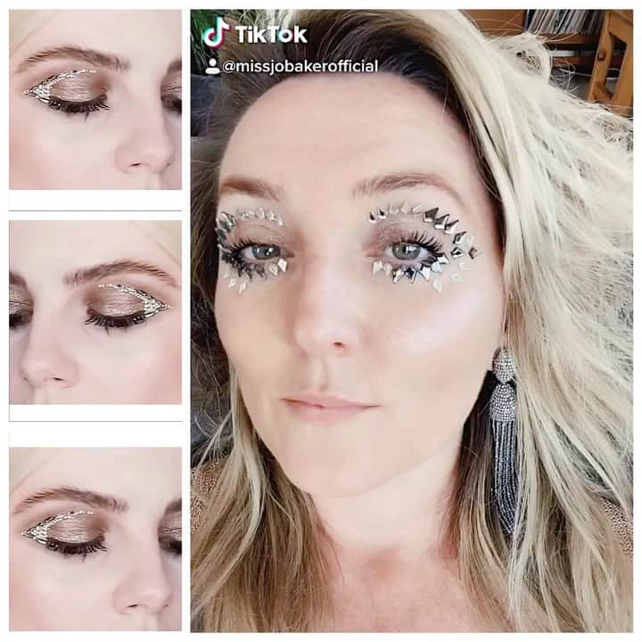 JO BAKERのインスタグラム：「R A Z Z L E • D A Z Z L E  In order of application.... Eyes... #longwearliquidshadow by @chanel.beauty in #desertwind (the perfect metallic taupe) double coated with heaps of my go to #cult classic fav #volumedechanel #mascara ...then once both set I  carefully applied @swarovski crystals on top!! Different design because #lucyboynton has more delicate features but same exact products and techniques used to create @lucyboynton1 #goldenglobes2020 look! #diamonds #sparkles #deco #jobakermakeupartist 💋#TicToc .... see my stories with unseen Golden Globe day bts of getting ready with Lucy and for details of the rest of products used!! Base @kohgendo  Cheeks @toofaced  Glowy Hi-Light @chanel.beauty」