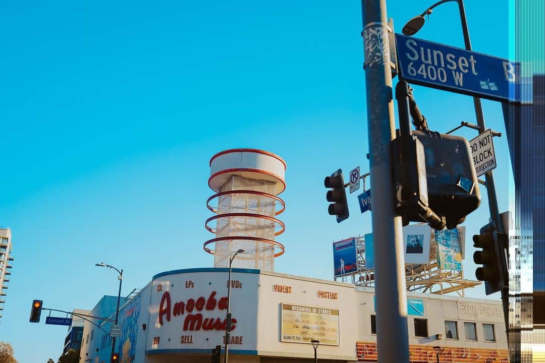 ジェイド・ペティージョンさんのインスタグラム写真 - (ジェイド・ペティージョンInstagram)「My love for music started here. My love for vinyl started here. When I was very young, my family was a modest one. But my parents knew the importance of music and buying cds and records from our local record shop. Once a month, I was able to get something from Amoeba. I would spend hours and hours finding the perfect album to buy. I discovered artists like Joan Jett, Ike and Tina Turner, Tupac, Bob Dylan, Sly and the Family Stone, and Smashing Pumpkins in Amoeba’s aisles. I bought movies here and fell in love with films from League of Their Own to Signs. I asked the staff what the greatest album in the world was, and discovered opera by asking the scariest, toughest looking man what album made him most happy. I fell in love with music here. I was raised at Amoeba. It breaks my heart that I won’t be able to bring my kids to the same place I discovered music and art. The place I felt most comfortable and understood. But I am looking forward to building just as potent moments in their new location on Hollywood Blvd. For those who can, Amoeba has started a go fund me page, to make sure that no matter what happens, they can open and keep bringing peace and music to L.A. Donate. Share. Buy records online. Keep Record stores alive.  Thank you Amoeba on Sunset.  Words and photos by me.  #amoebamusic #recordstore #shoplocal  #losangeles」4月30日 8時47分 - jadepettyjohn_official