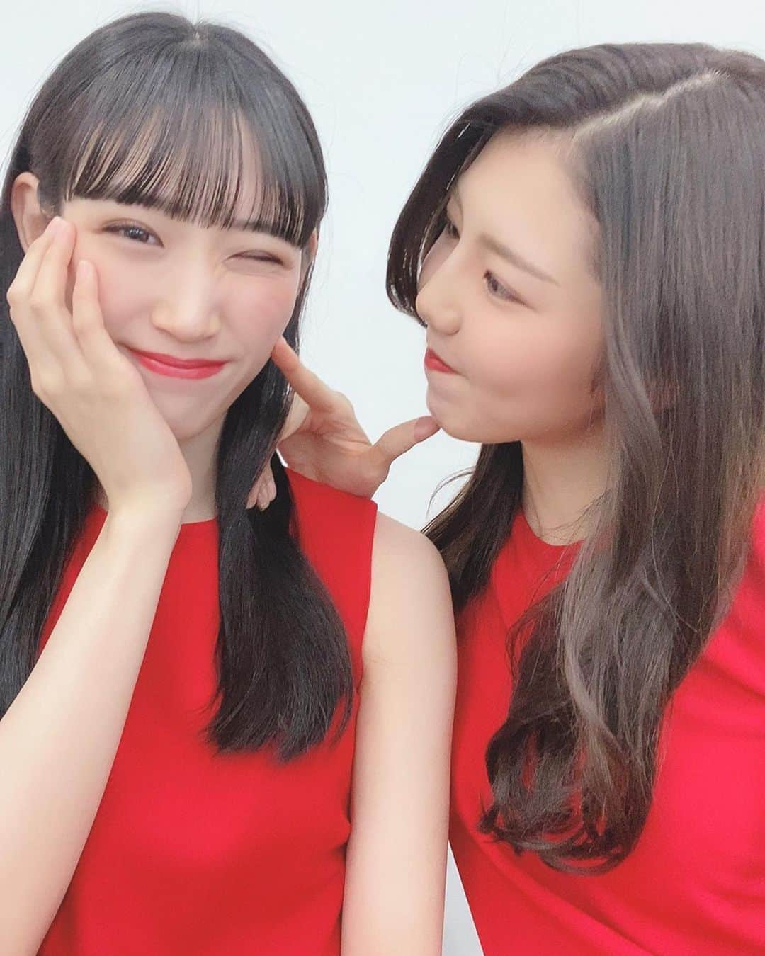 竹内佐織さんのインスタグラム写真 - (竹内佐織Instagram)「あいたーーーーーいの。 #なちりん なっちゃんの歌声とても素敵だから、ぜひ皆さまに聞いて欲しい☺️ @natsumi_hanaoka_official . . #ccガールズ3  #ccガールズ #花岡なつみ#竹内佐織 . . #自撮り#ツーショット #撮影 #可愛い#可愛い#可愛い なっち可愛すぎる。」4月30日 9時53分 - takeuchi_saori_official